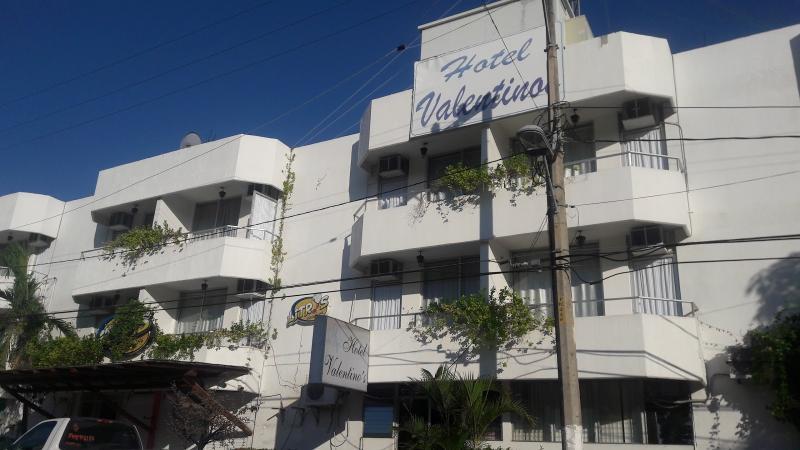 Hotel Valentinos 阿卡普尔科 外观 照片